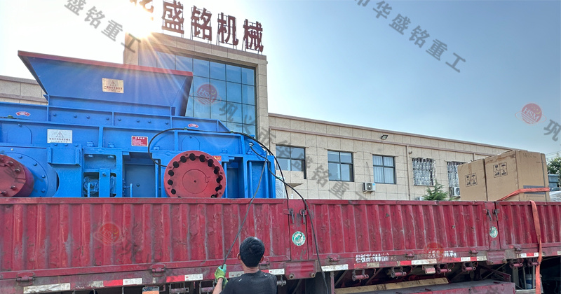 鐵礦石液壓對輥破碎機的維護成本如何？工作原理是什么？